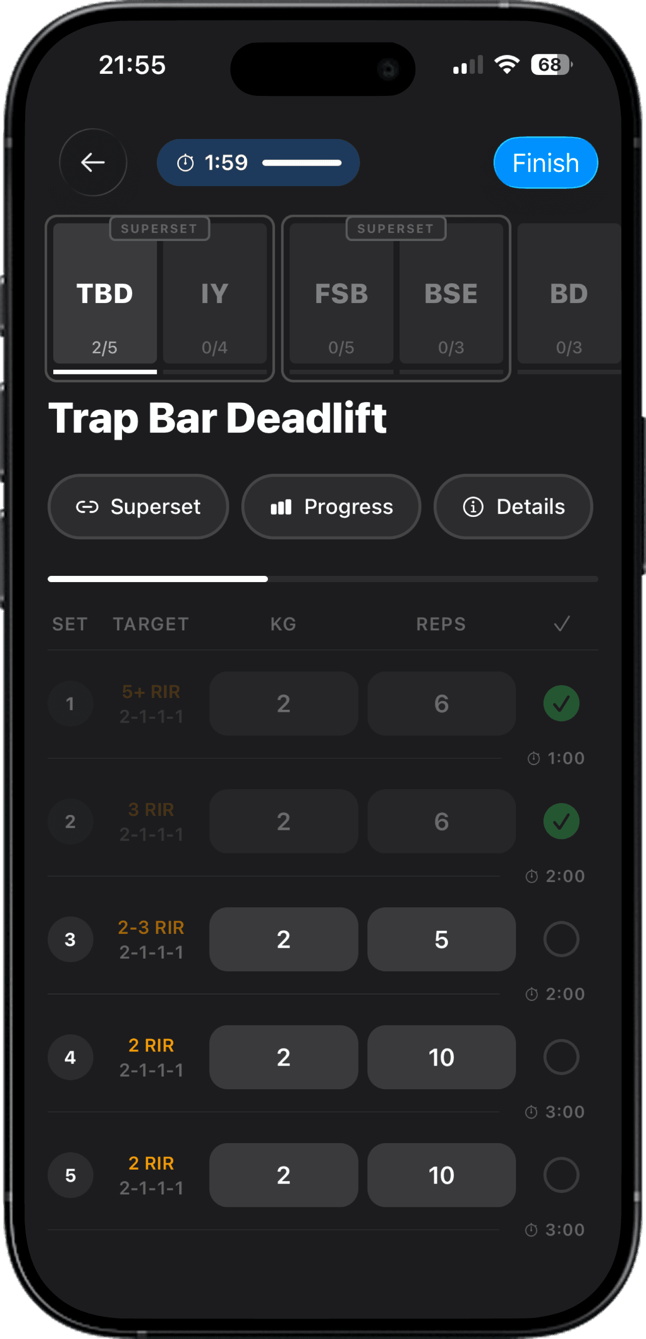 EliteBuilder app — logging a set in the gym